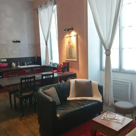 דירה Du Parc Avec Sauna