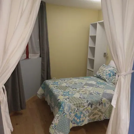 Du Parc Avec Sauna דירה