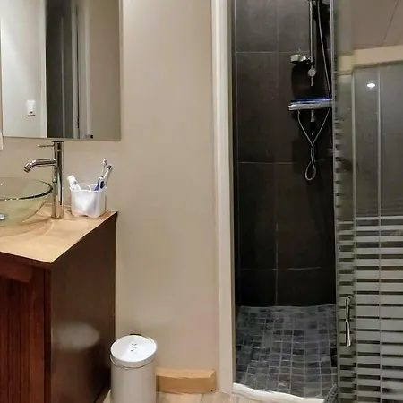 Du Parc Avec Sauna דירה או-בון