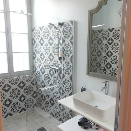 דירה Du Parc Avec Sauna *