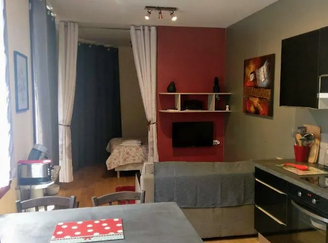 Du Parc Avec Sauna Appartement *